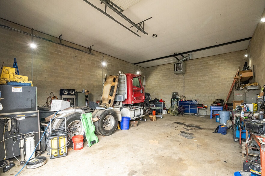 More Photos Of 2072 State Route 35, South Amboy Auto Repair For Sale