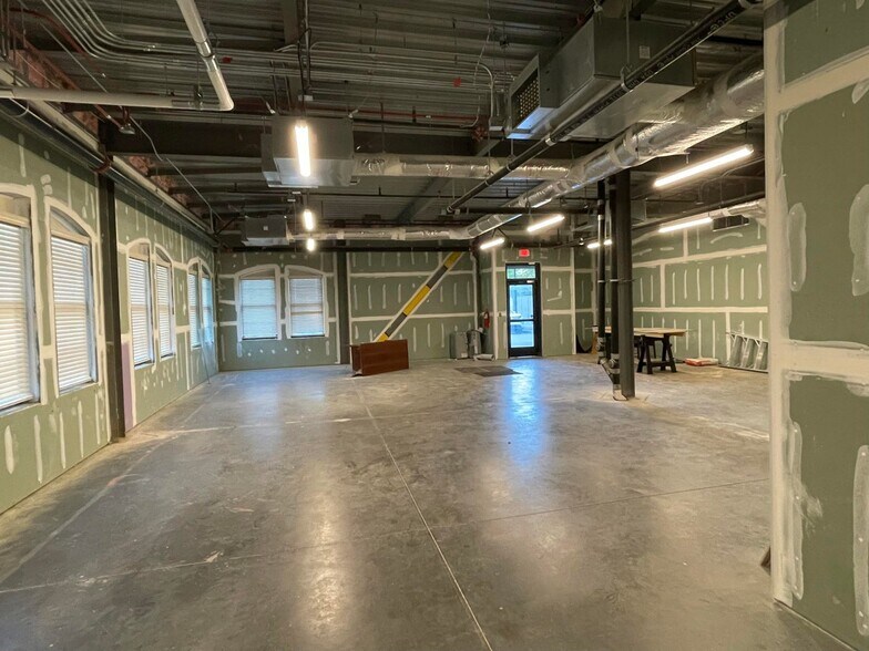 More Photos Of 2675 Elms Plantation Blvd, Charleston Office For Lease