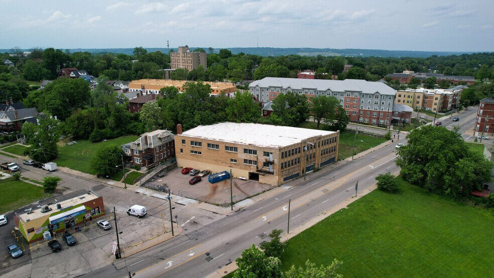 More Photos Of 3363 Reading Rd, Cincinnati Warehouse For Sale
