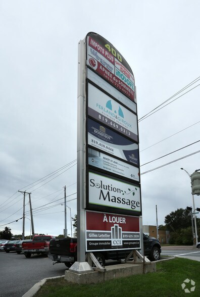 More Photos Of 400 Boul Maloney E, Gatineau Office For Lease