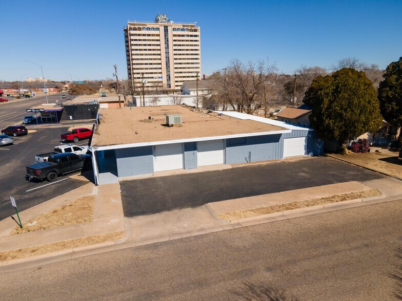 More Photos Of 2807-2813 Avenue Q, Lubbock Freestanding For Lease