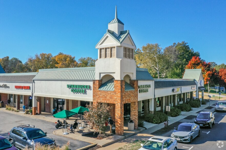 More Photos Of 600 E Lockwood Ave, Webster Groves Unknown For Lease