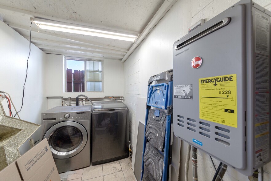 More Photos Of 1025 S Catalina St, Los Angeles Religious Facility For Sale