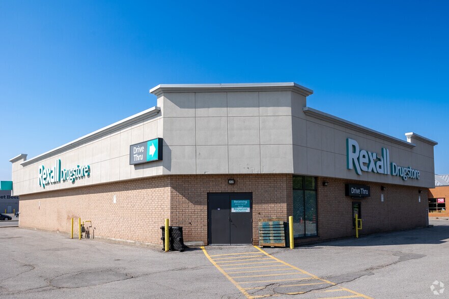 More Photos Of 149 Young St, Alliston General Retail For Lease