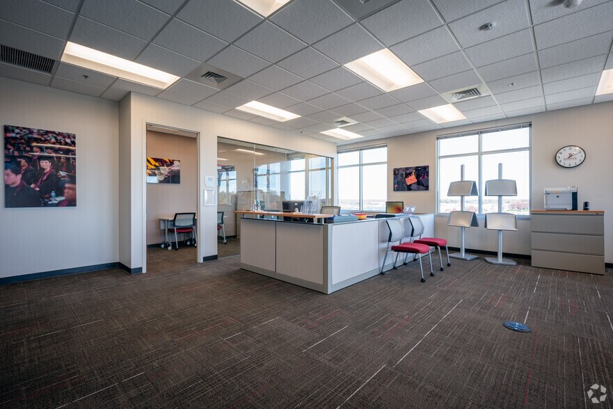 More Photos Of 15521 Midlothian Tpke, Midlothian Office For Lease