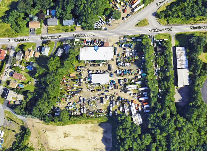 More Photos Of 922 Sanderson St, Throop Service For Sale