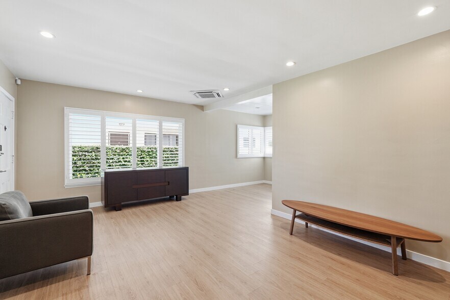 More Photos Of 5236 Bellingham Ave, Valley Village Apartments For Sale