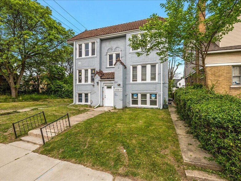 More Photos Of 18037 Pelkey St, Detroit Multifamily For Sale