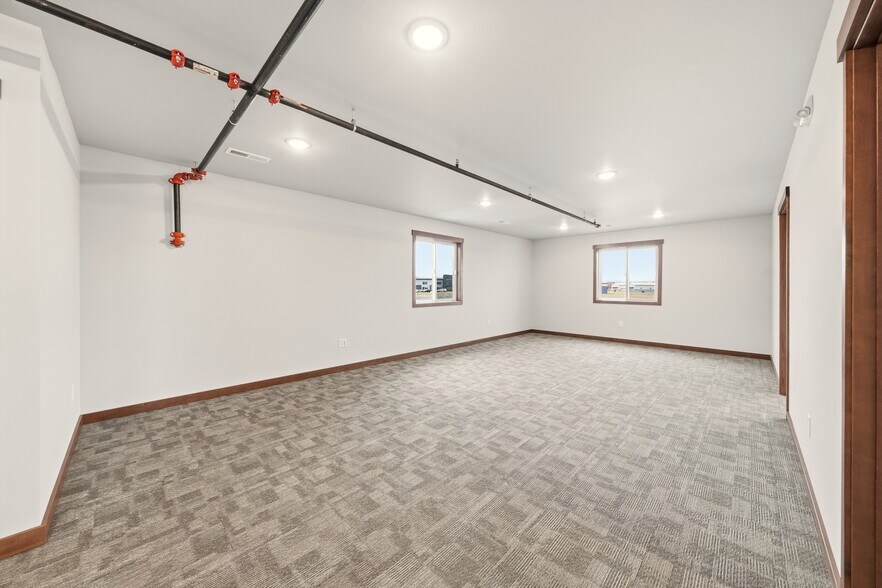 More Photos Of 1408 N Jackrabbit Ln, Belgrade Office For Sale