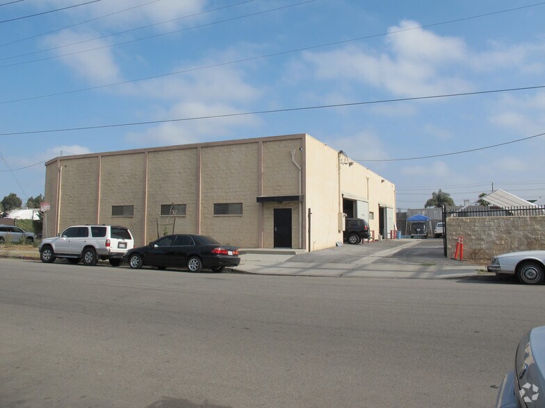More Photos Of 1003 E G St, Wilmington Warehouse For Lease
