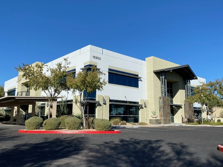 More Photos Of 15950 N 76th St, Scottsdale Office For Lease
