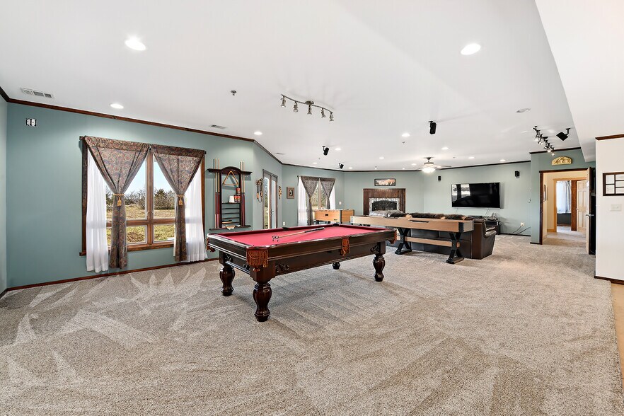 More Photos Of 32846 Block Rd, Paola Specialty For Sale