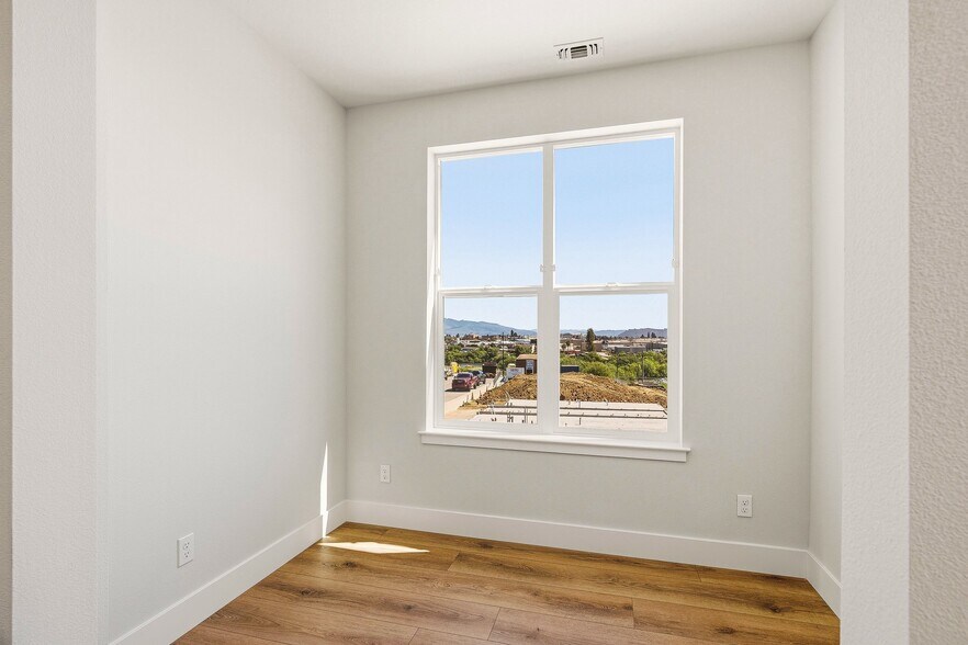 More Photos Of 141 Skyline Vista Way, Watsonville Specialty For Sale