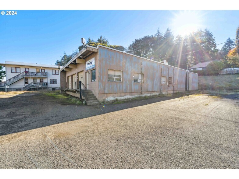 More Photos Of 665 Hemlock Ave, Coos Bay Refrigeration Cold Storage For Sale
