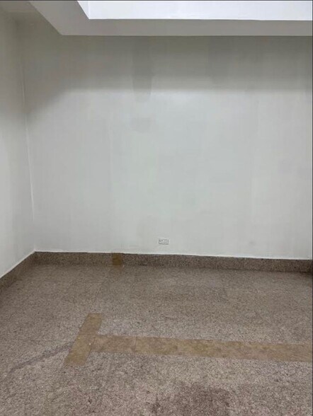 More Photos Of 14105 Northern Blvd, Flushing Healthcare For Sale