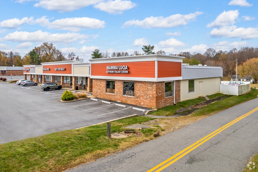 More Photos Of 10068-10120 Southern Maryland Blvd, Dunkirk Unknown For Lease