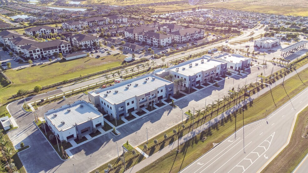 More Photos Of 11850-11880 Cheeca Ct, Fort Myers General Retail For Lease