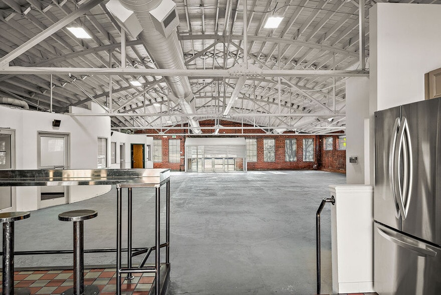 More Photos Of 225 W 2nd St, Pueblo Office For Lease