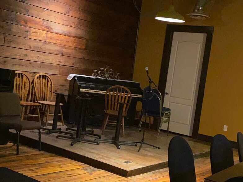 More Photos Of 955 Commercial St NE, Conyers Loft Creative Space For Sale