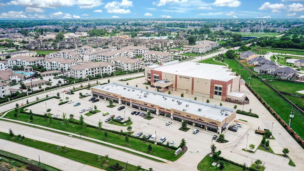 More Photos Of 4821 Lj Pky, Sugar Land Storefront For Lease