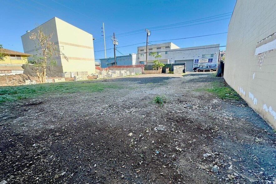 More Photos Of 1819 Hau St, Honolulu Land For Sale