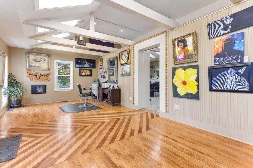 More Photos Of 1911 Margaret St, Winston-Salem General Retail For Sale
