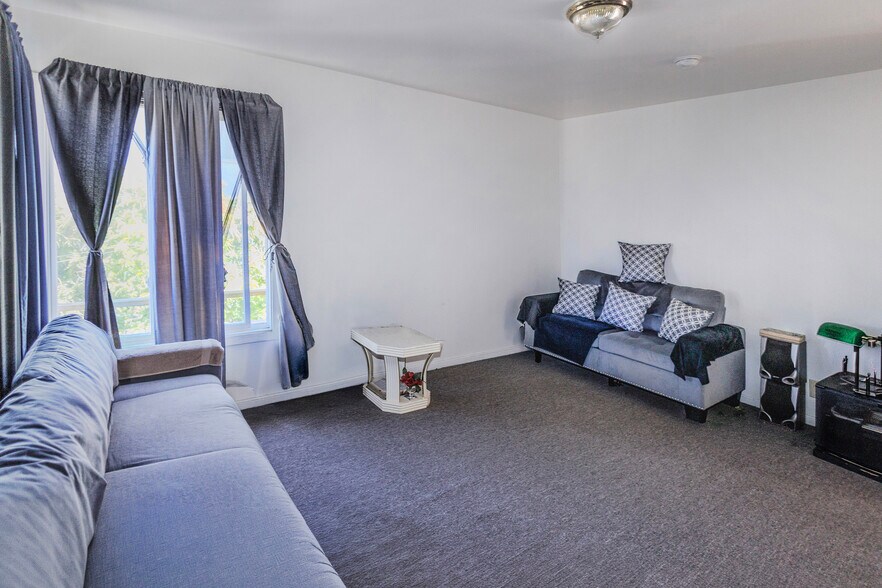 More Photos Of 725-731 Hillside blvd, Daly City Apartments For Sale