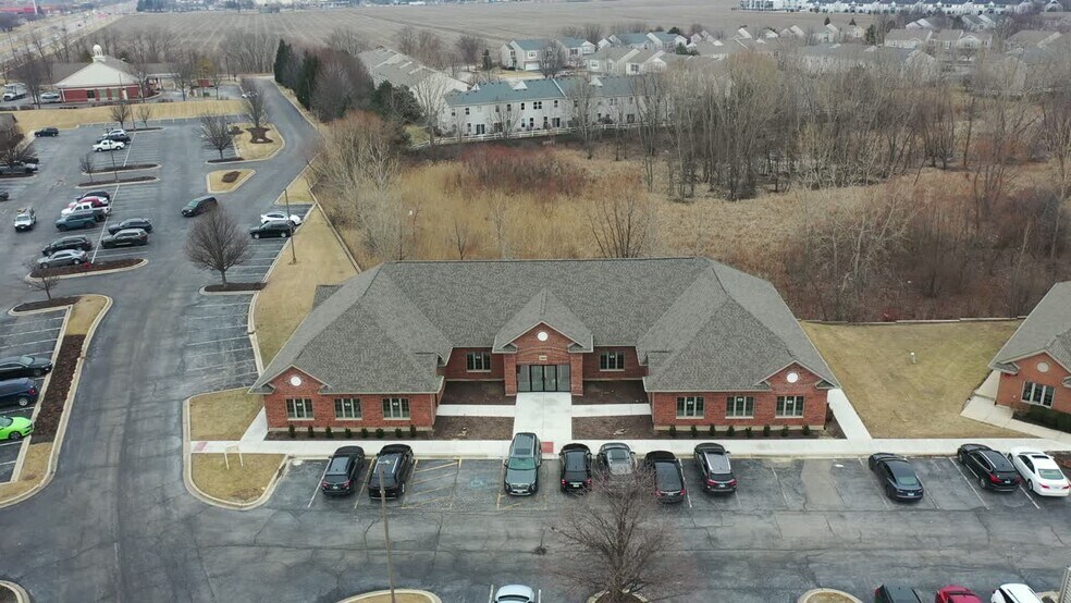 Primary Photo Of 3949 75th St, Aurora Medical For Sale