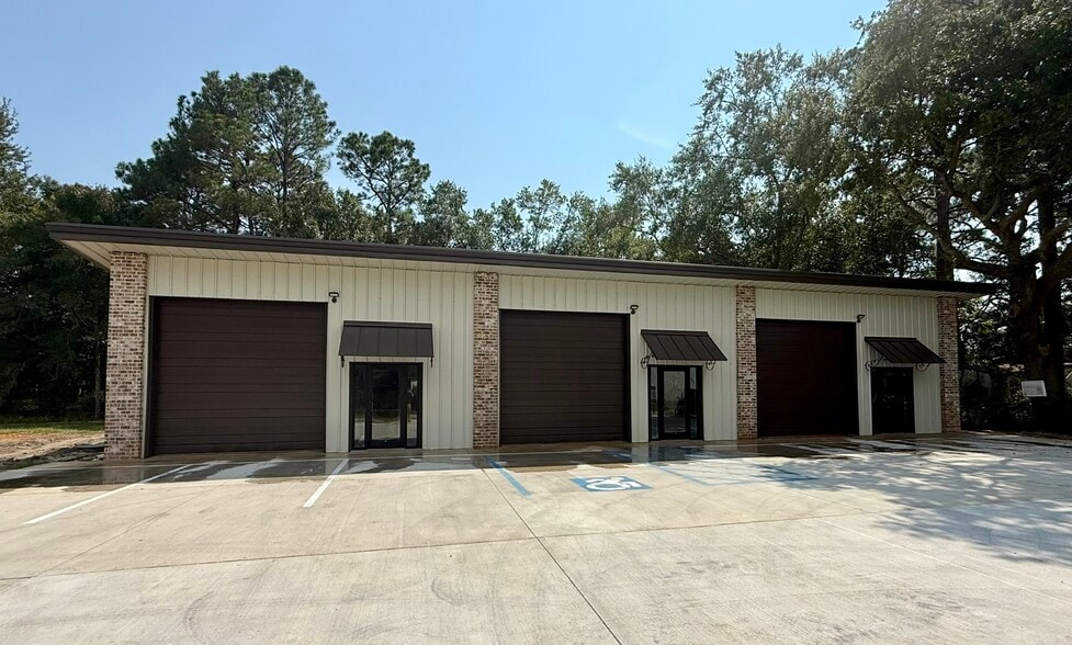 Primary Photo Of 14313 Cullen St, Biloxi Warehouse For Lease