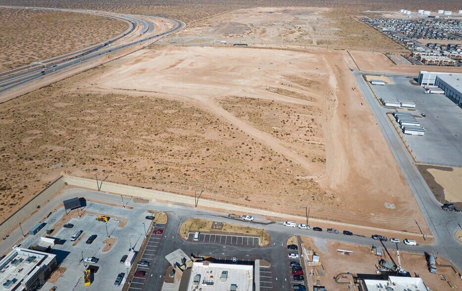 More Photos Of Montana Ave @ Texas 375, El Paso Unknown For Lease
