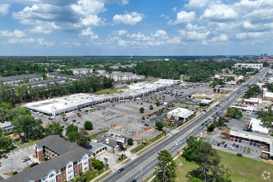 More Photos Of 2020 W Pensacola St, Tallahassee General Retail For Lease