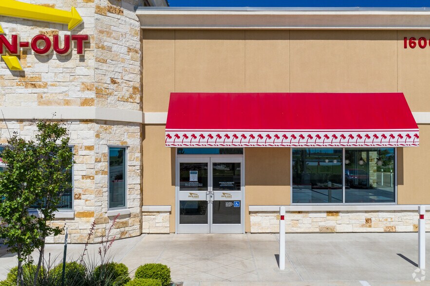 More Photos Of 18470 Fm-685 Blvd, Pflugerville Unknown For Lease