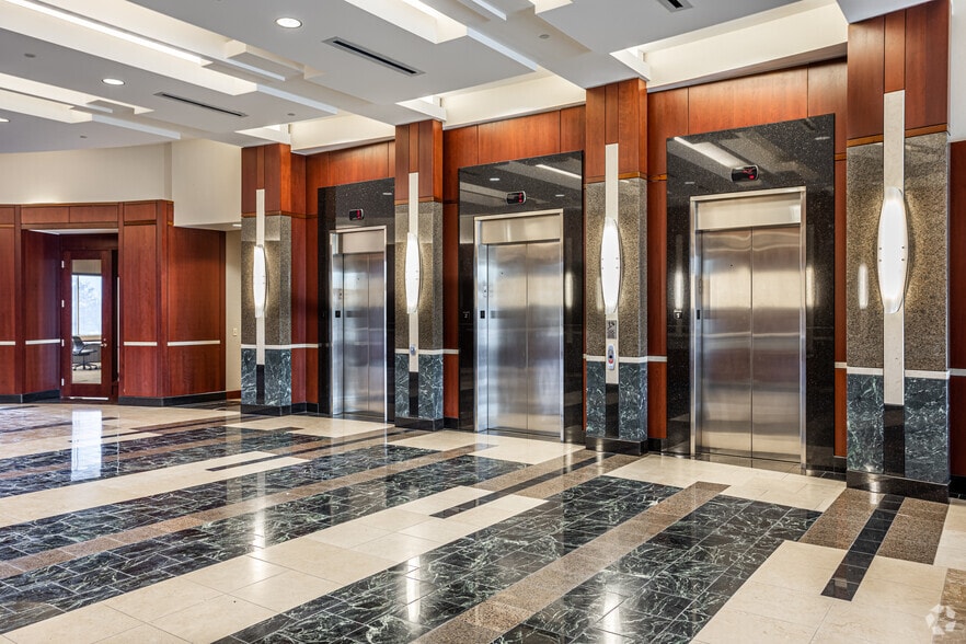 More Photos Of 9351-9401 Renner Blvd, Lenexa Office For Lease