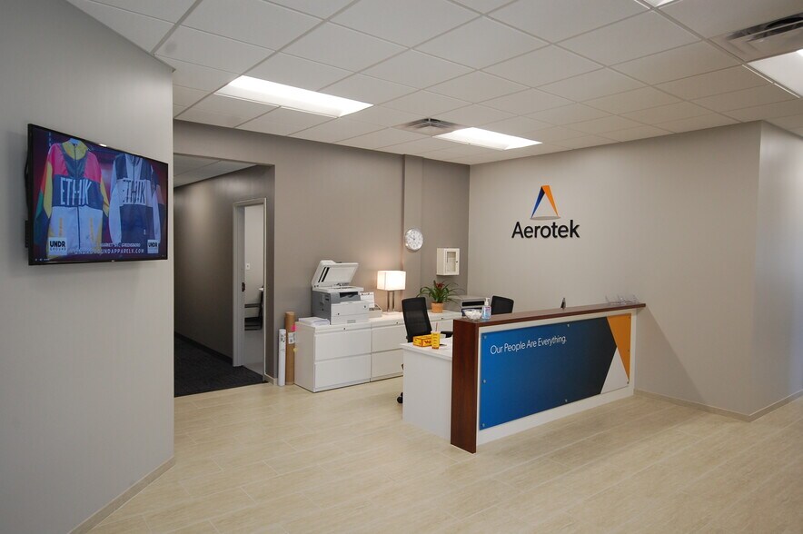 More Photos Of 210 Charlois Blvd, Winston-Salem Office For Lease