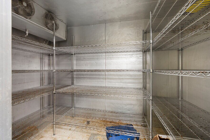 More Photos Of 614 4th Ave, Brooklyn Storefront Retail Residential For Lease