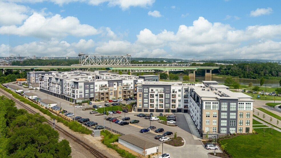 More Photos Of 701 Berkley Pky, Kansas City Apartments For Lease