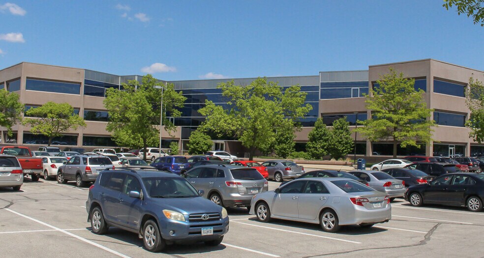 More Photos Of 500 SW 7th St, Des Moines Office For Lease