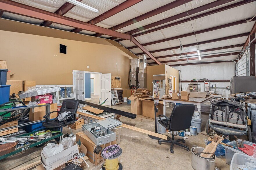 More Photos Of 2767 MS-15, Bay Springs Office For Sale
