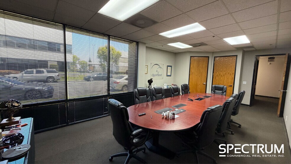More Photos Of 1575 N Main St, Orange Warehouse For Lease