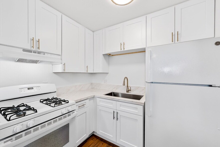 More Photos Of 4585 Felton St, San Diego Apartments For Sale
