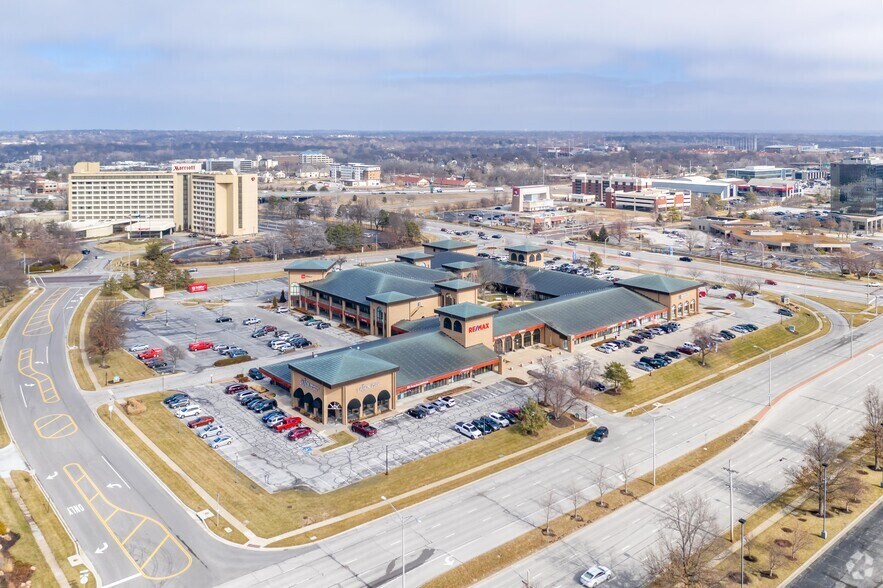 More Photos Of 7100 W College Blvd, Overland Park Storefront Retail Office For Lease