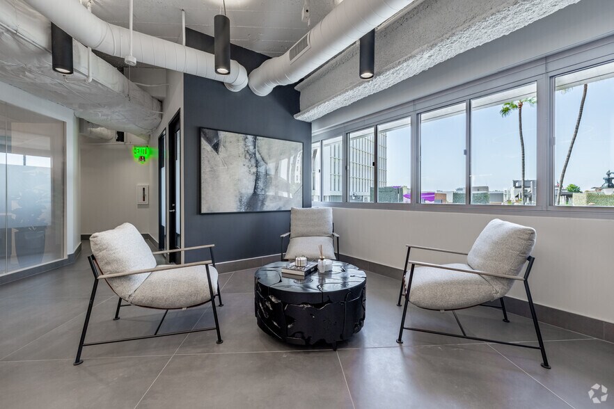 More Photos Of 9465 Wilshire Blvd, Beverly Hills Coworking Space