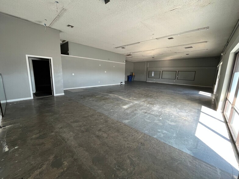 More Photos Of 2200 Churn Creek Rd, Redding Storefront Retail Office For Sale