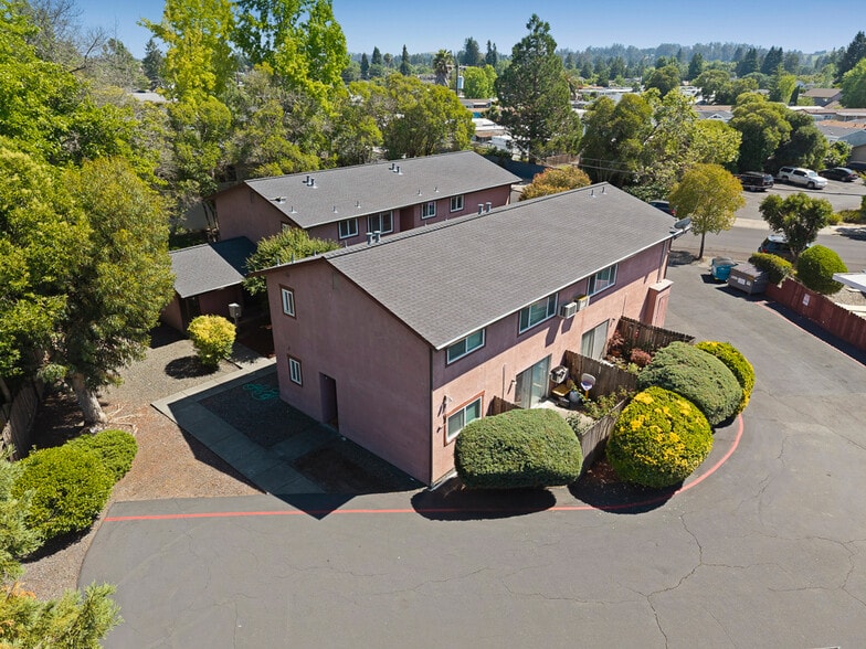 More Photos Of 7488 Bridgit Dr, Rohnert Park Apartments For Sale