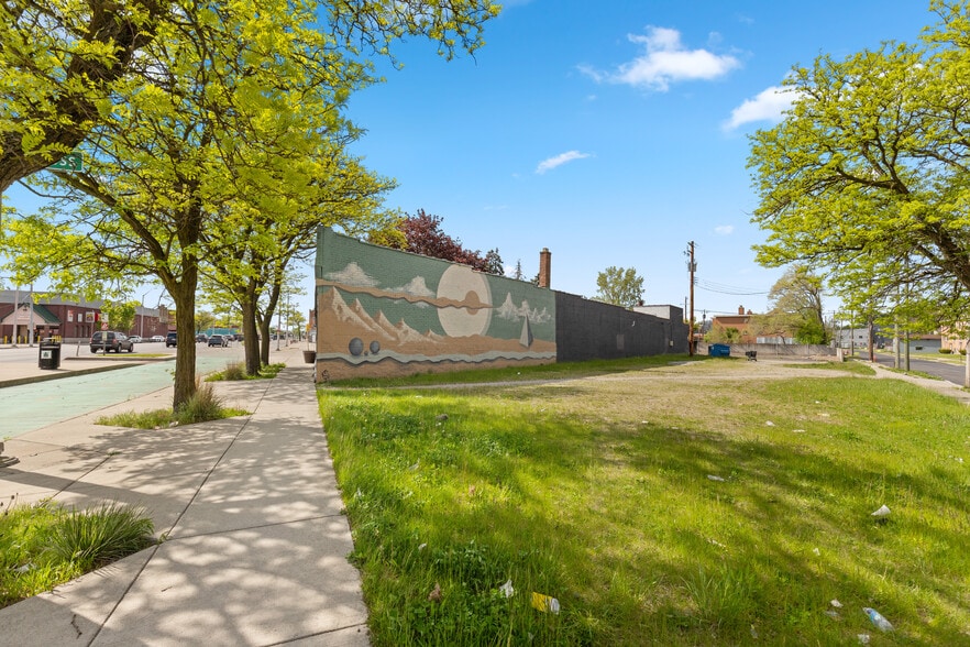 Primary Photo Of 21616 Grand River ave, Detroit Industrial For Sale
