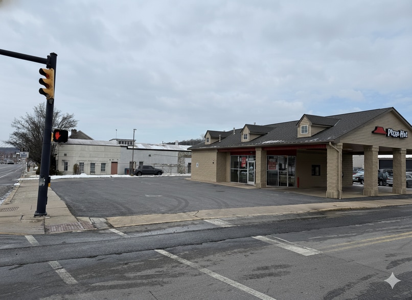 More Photos Of 1039 E Lincoln Hwy, Coatesville Freestanding For Sale