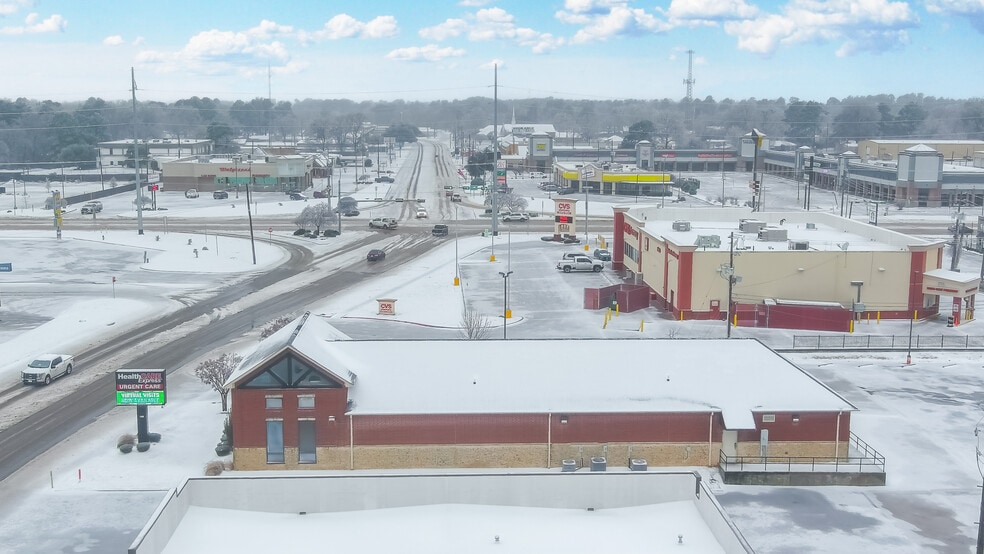 More Photos Of 125 Arkansas Blvd, Texarkana Medical For Sale