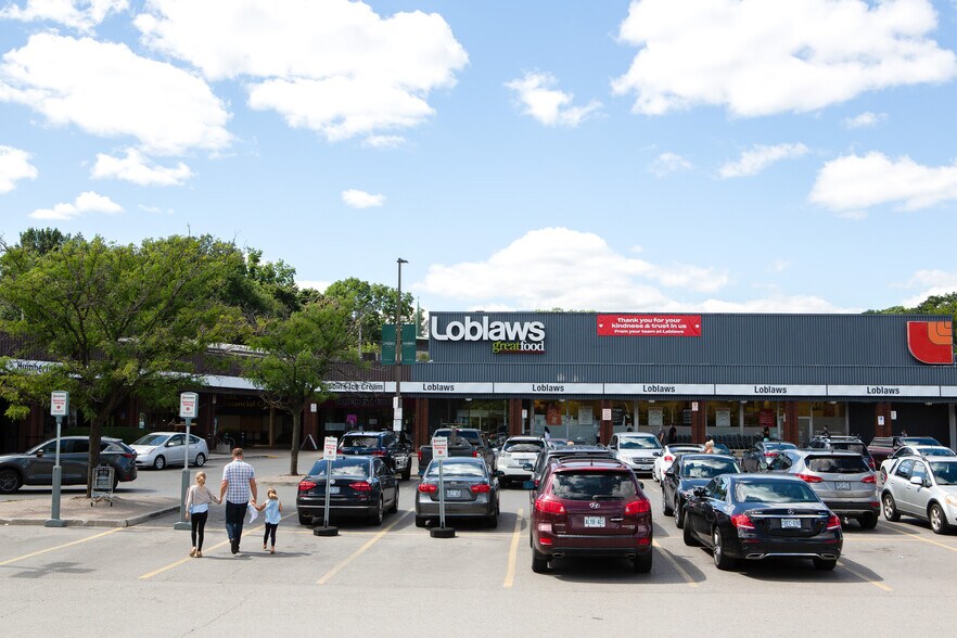 More Photos Of 270 The Kingsway, Toronto General Retail For Lease