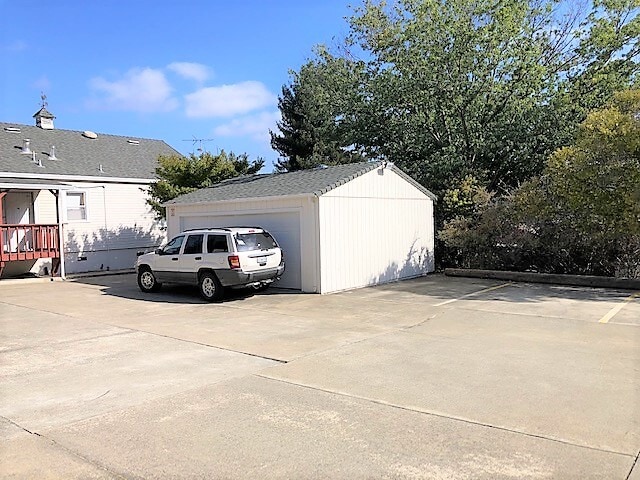 More Photos Of 3045 Grove Way, Castro Valley Office For Lease