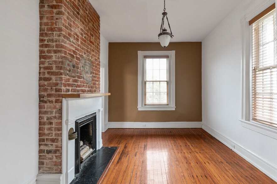 More Photos Of 2200 E Grace St, Richmond Apartments For Sale